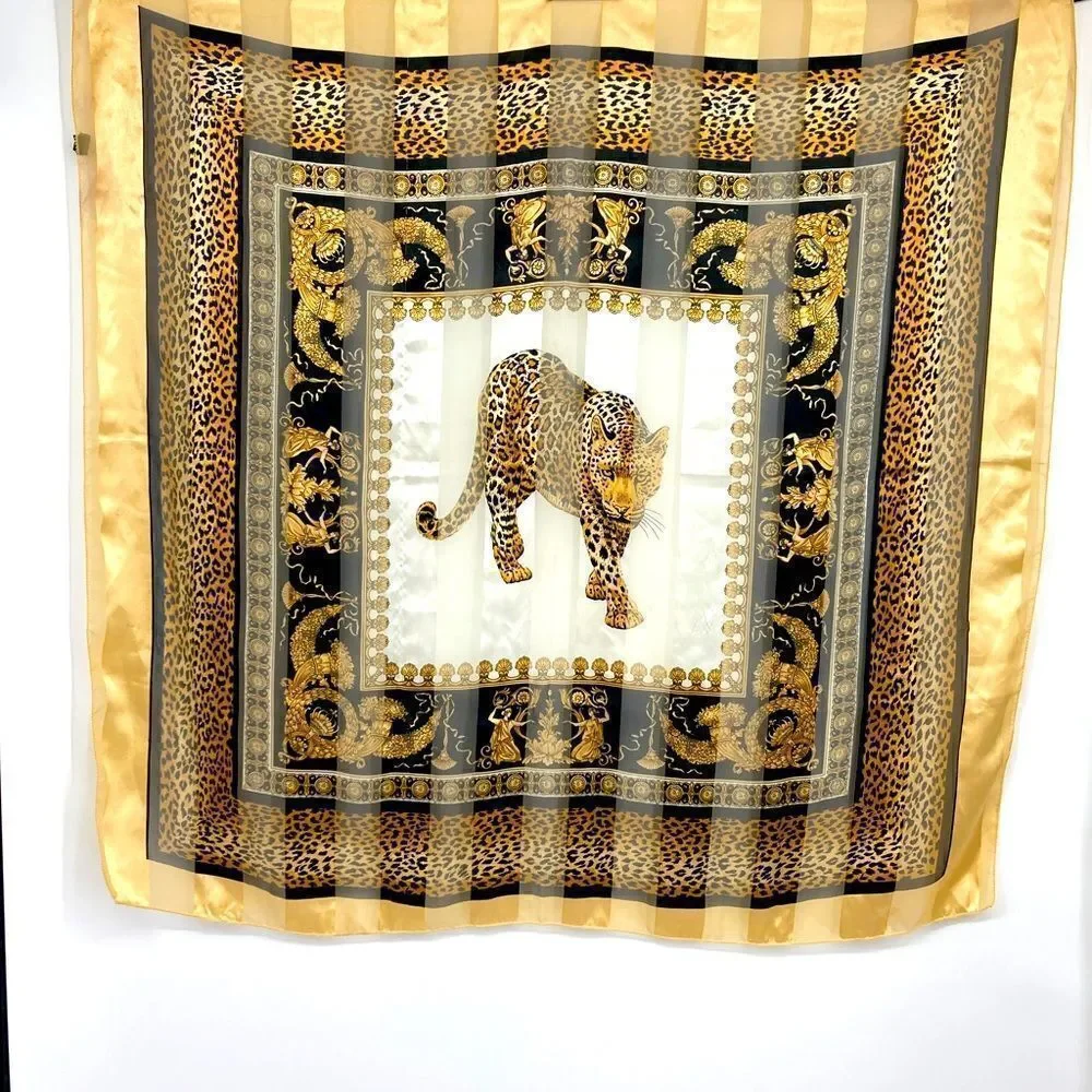 Vintage Sheetah/Leopard Silk Feel Gold/Black Scarf 42 Sq
